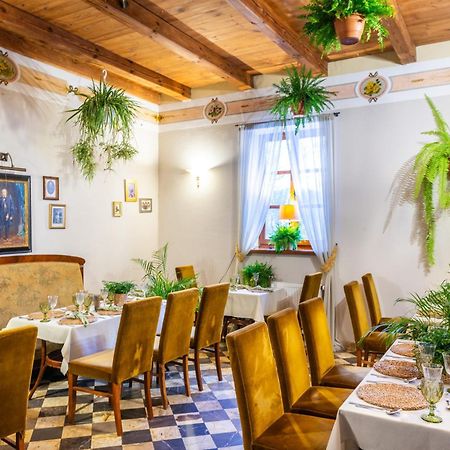 Folwark Walencja Hotel Kazimierz Dolny Luaran gambar