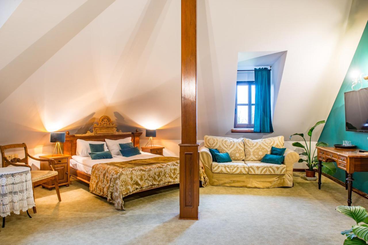 Folwark Walencja Hotel Kazimierz Dolny Luaran gambar