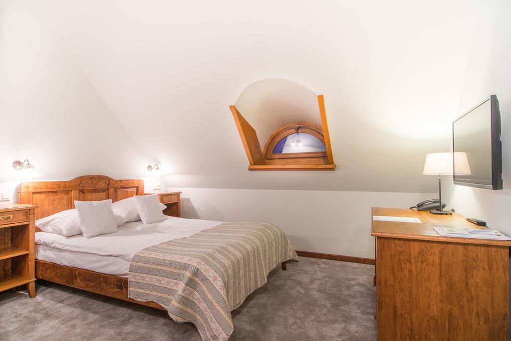 Folwark Walencja Hotel Kazimierz Dolny Luaran gambar