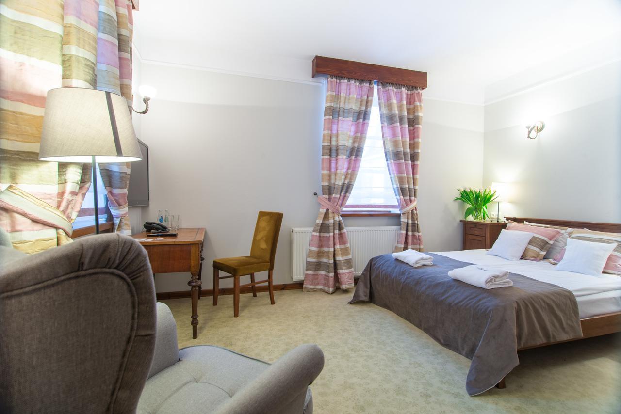 Folwark Walencja Hotel Kazimierz Dolny Luaran gambar